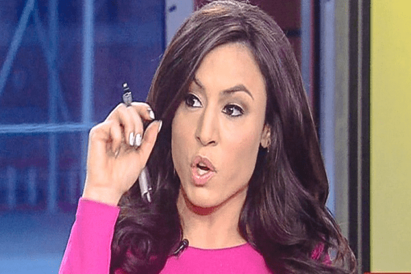Hot Suit Of The Hot Political Analyst And Reporter Andrea Tantaros Fox