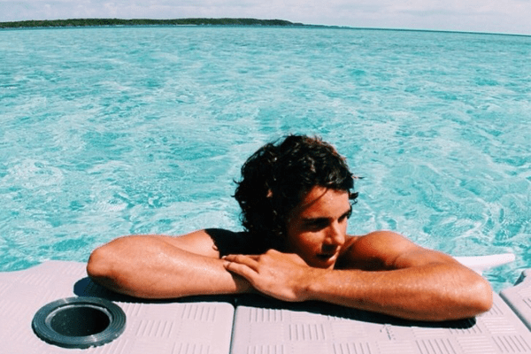 Jay Alvarrez’s dating affairs and his breakup with Model Girlfriend!