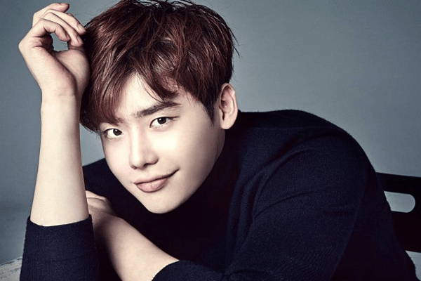 Lee Jong-suk Net Worth, Background, Successes, Awards and Popularity