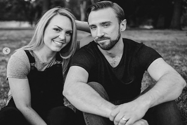 Peter Hollens and his wife Evynne married since 2007 with son Ashland James