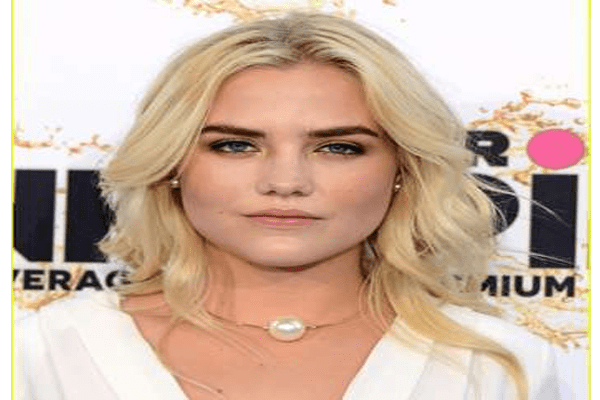 Young Maddie Hasson’s Net Worth and Annual Income 2018