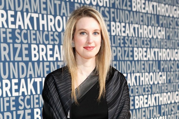 Elizabeth Holmes net worth