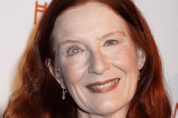 Why Frances Conroy have discolored eyes? A Car Crash Accident