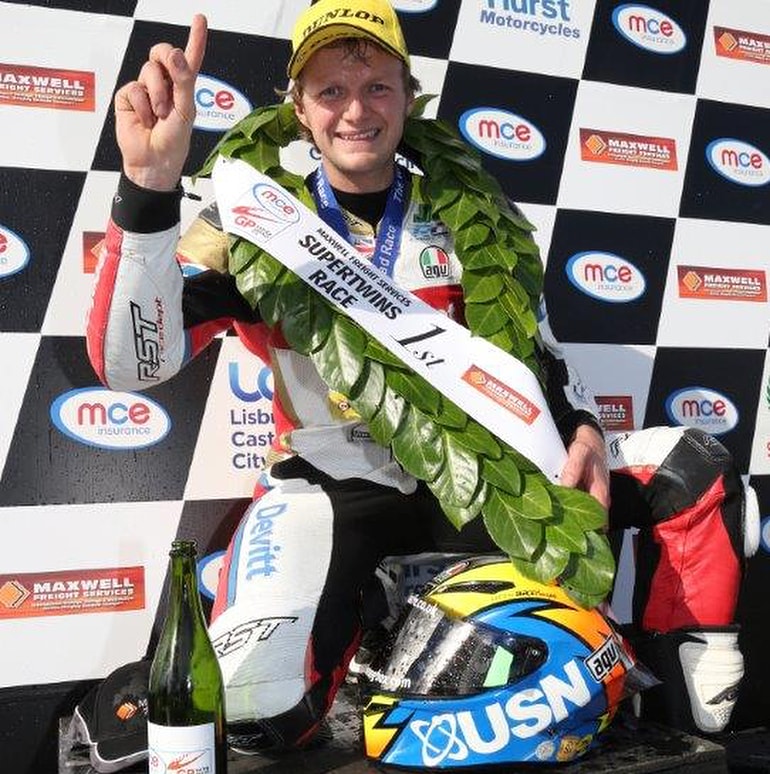 Ivan Lintin wins the Supertwin race