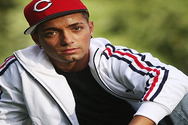 Omer Bhatti Net Worth Earnings And Paid High From Music Industry