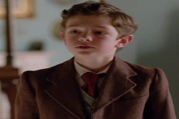 English Actor Noah Jupes in Downtown Abbey 