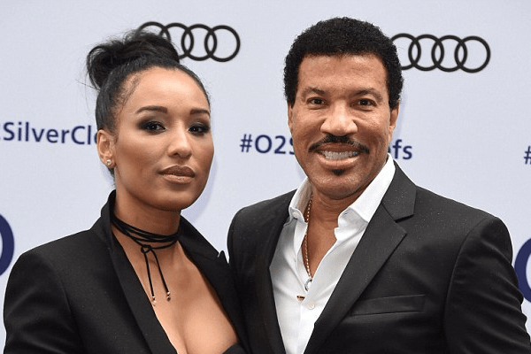 Model Lisa Parigi with her boyfriend Lionel Richie 