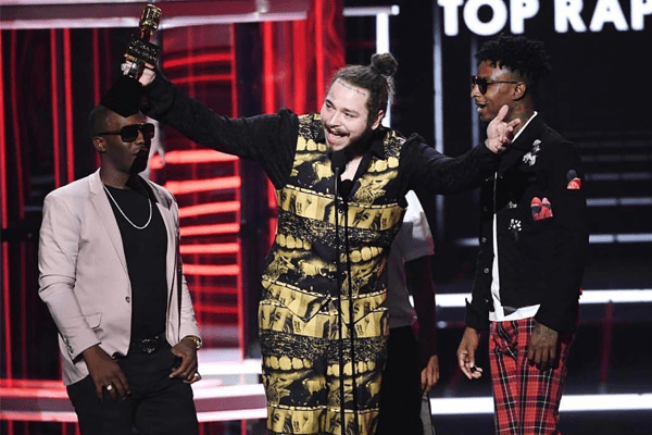 Post Malone Awards, Net Worth, Girlfriend, Bio