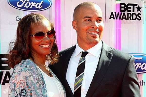 Wife of Coby Bell Aviss Bell net worth as of 2018 $500k