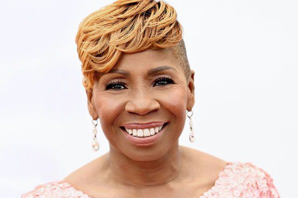 Iyanla Vanzant's net worth