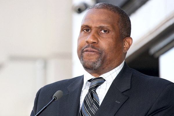 Tavis Smiley Had Coworker Girlfriend and Admits Having an Affair at Workplace