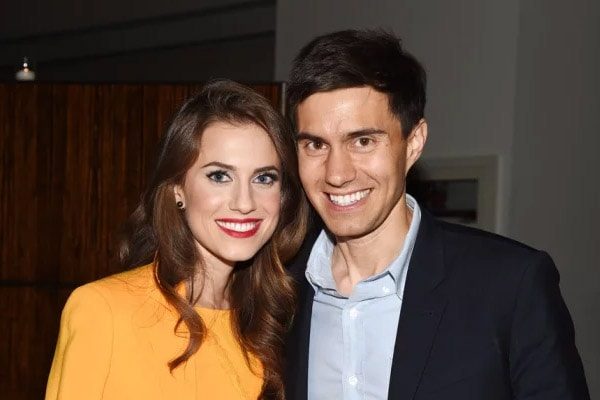 Allison Williams and Ricky Van Veen net worth as of 2018