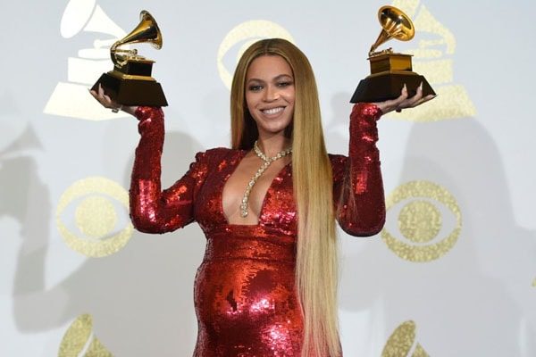 Beyonce net worth and earning awards