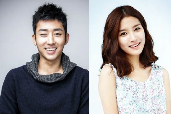 Kim So-eun and Son Ho Joon are reportedly dating.