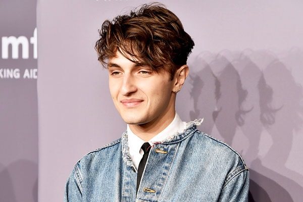 Anwar Hadid net worth