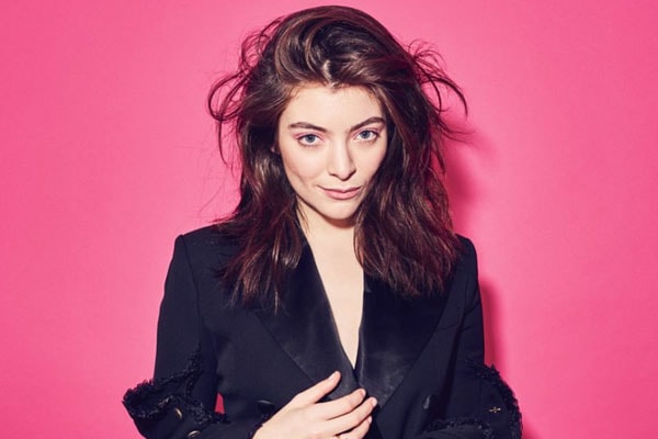 Lorde ended her relationship with boyfriend James Lowe. Is she dating Justin Warren now?