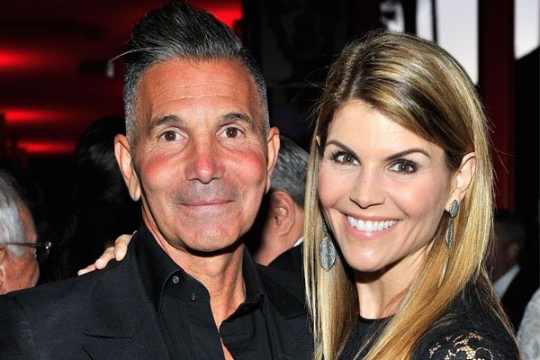 Olivia jade's parents arrested 