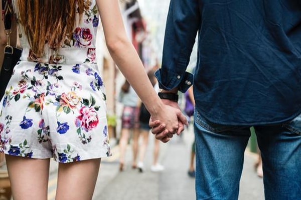 Out of Harm’s Way: How Women Can Stay Safe While Dating