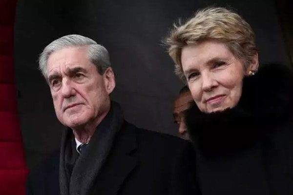 Ann Cabell Standish and Robert Mueller