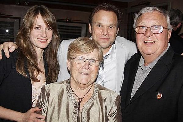 Norbert Leo Butz and his loving parents