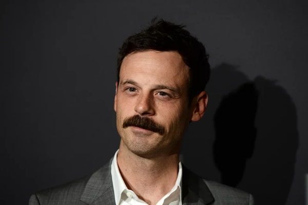 Scoot McNairy' net worth