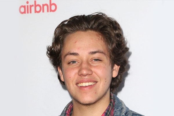 Ethan Cutkosky Net Worth – Income and Earnings From His Acting Career