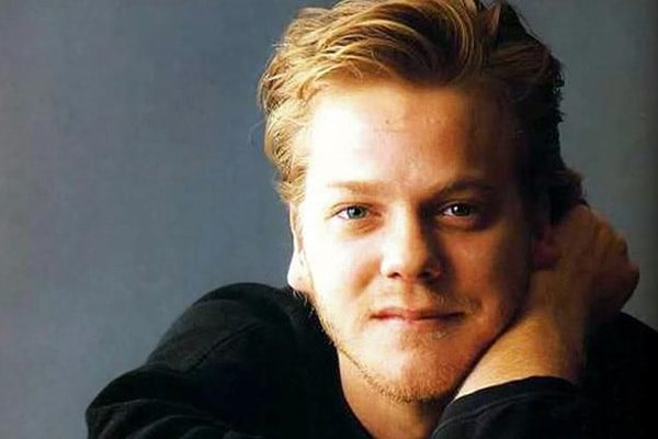 Keifer sutherland estimated net worth $75 million