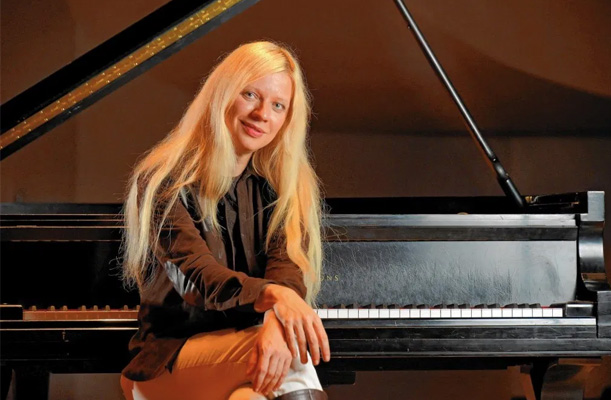 Valentina Lisitsa – Ukrainian Pianist aka Queen of Rachmaninoff