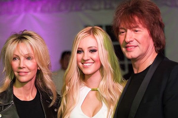 Ava Sambora is the only child of Richie Sambora and Heather Locklear.