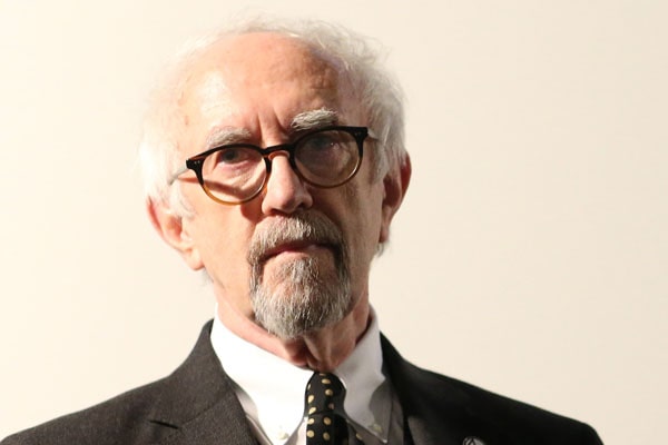 Jonathan Pryce Net Worth – Earning And Income From His Acting Career