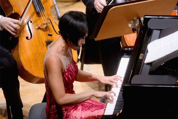 Yuja Wang's bio