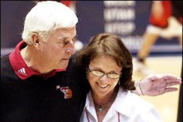 Bob Knight wife