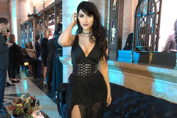 Youtuber Sssniperwolf Bio Net Worth Merch House Age Wiki The Best Porn Website