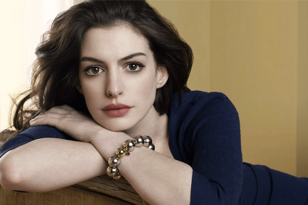 Anne Hathaway Net Worth, Movies, Husband, Oscar