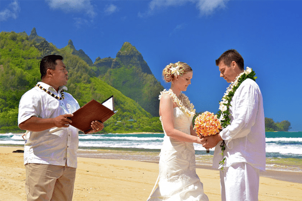 wedding destinations in Kauai, Hawaii