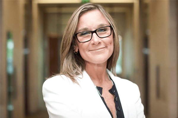 Angela Ahrendts Net Worth, Early Life, Education, Career Highlights, Awards, Personal Life and Husband