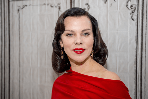 Debi Mazar Movies, Early Life, Background, Career Highlights, Personal Life, Husband and Net Worth