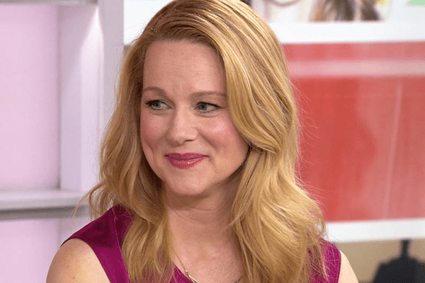 Laura Linney Movies, Early Life, Education, Acting, Awards, Honors, Personal Life and Net Worth