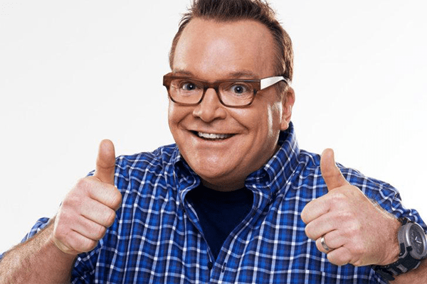 Tom Arnold Movies, Early, Career, Personal Life, Net Worth