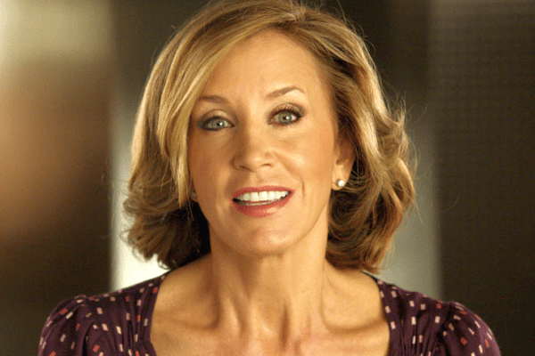 Felicity Huffman Net Worth, Early Life, Education, Theatre, Big Screen Career, Awards and Personal Life