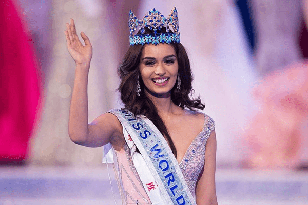 Manushi Chhillar wins the Miss World 2017 Crown