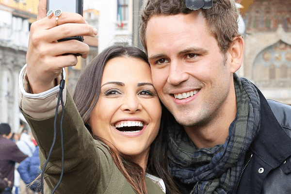 Andi Dorfman and Ex Nick Viall are still close to each other even though they are not a couple