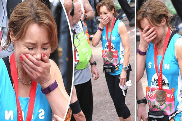 A picture of Sian Williams in tears at 2017 London Marathon