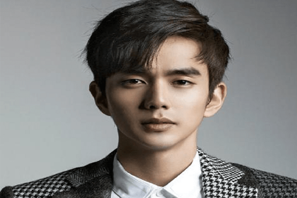 Yoo Seung Ho is richest South Korean Actor.