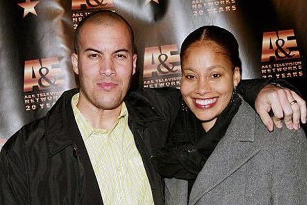 Coby Bell with his wife Aviss