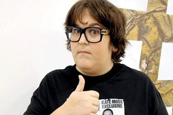 Andy Milonakis girlfriend is a plastic doll