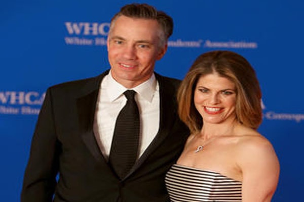 Jim Sciutto and Wife Gloria Riviera’s Happy Family With Three Kids. Perfect Family