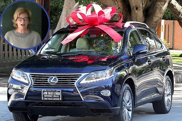 Layne Ann Cuoco owns a car worth $40,000.