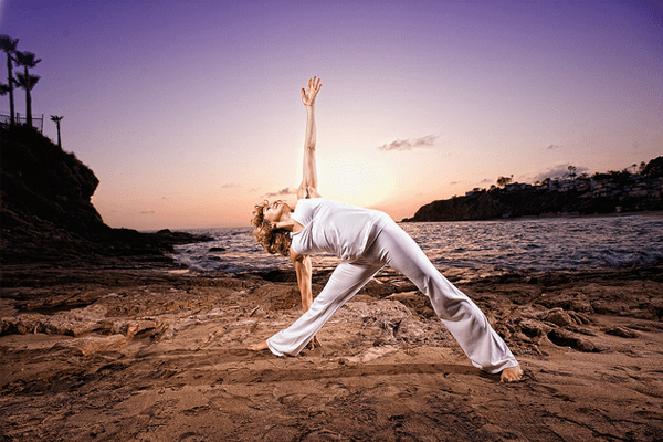 Extended Triangle Pose (Utthita Trikonasana)