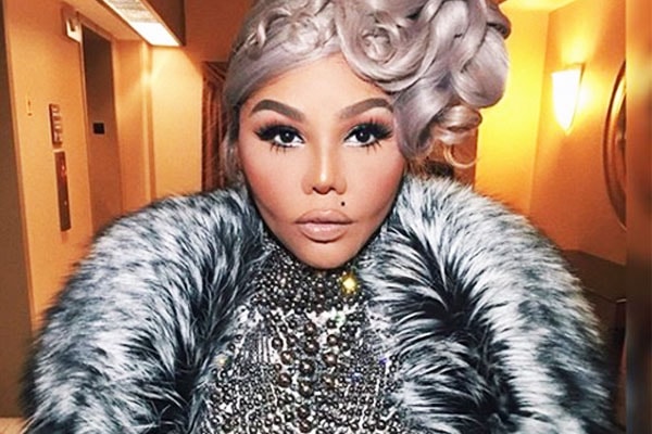 How is Lil Kim’s Relationship with her Baby Daddy Mr Paper?